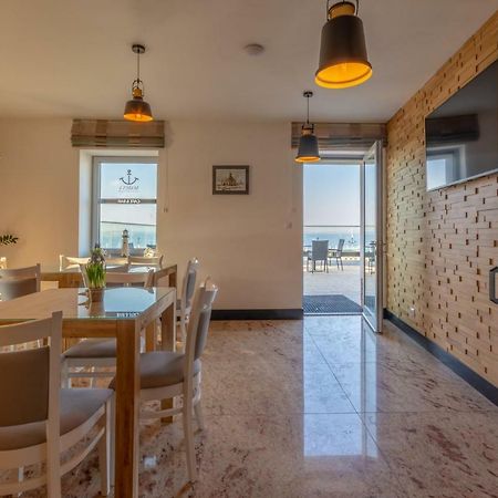 קמיאן פומורסקי Marina Pallatium Premium Floor מראה חיצוני תמונה